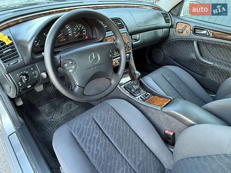 Купе Mercedes-Benz CLK-Class 2000 в Борисполе