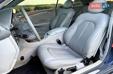 Купе Mercedes-Benz CLK-Class 2002 в 