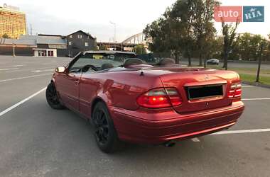 Кабріолет Mercedes-Benz CLK-Class 2001 в 