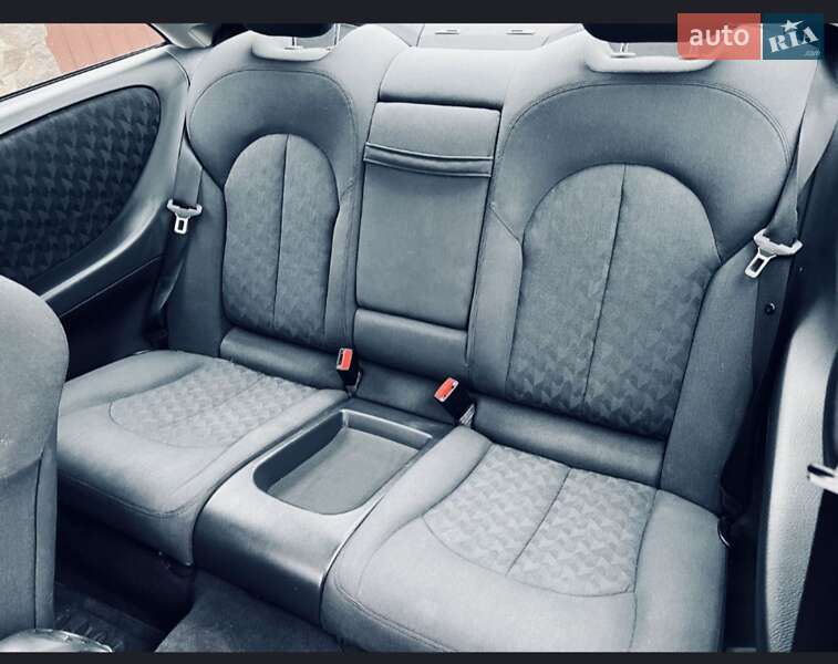 Купе Mercedes-Benz CLK-Class 2002 в Львове