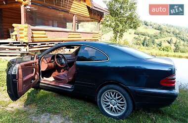 Купе Mercedes-Benz CLK-Class 1998 в 