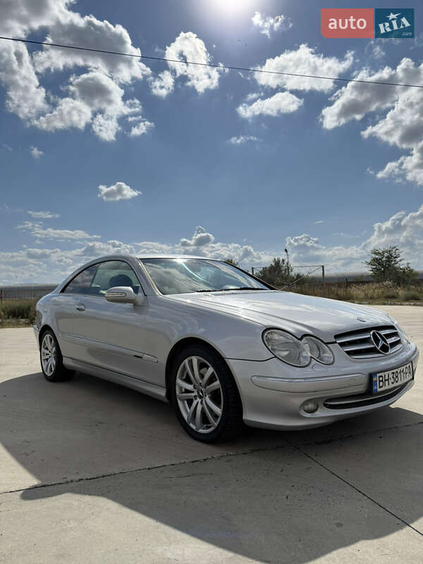 Купе Mercedes-Benz CLK-Class 2002 в Ізмаїлі