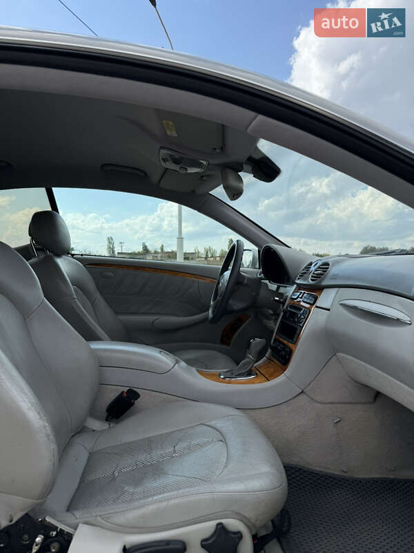 Купе Mercedes-Benz CLK-Class 2002 в Ізмаїлі
