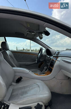 Купе Mercedes-Benz CLK-Class 2002 в 