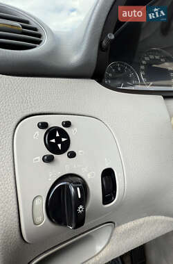 Купе Mercedes-Benz CLK-Class 2002 в 