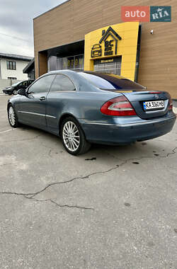 Купе Mercedes-Benz CLK-Class 2003 в 