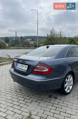 Купе Mercedes-Benz CLK-Class 2002 в 
