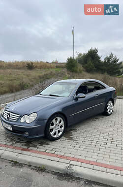 Купе Mercedes-Benz CLK-Class 2002 в 