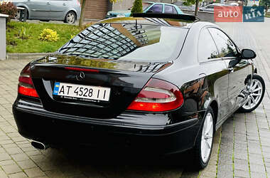 Купе Mercedes-Benz CLK-Class 2003 в 