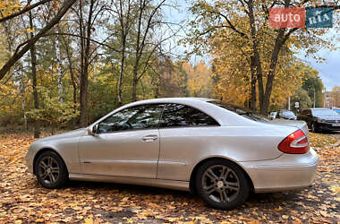 Купе Mercedes-Benz CLK-Class 2002 в 