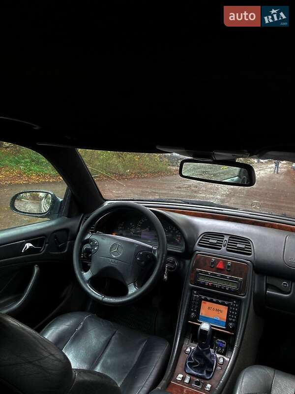 Купе Mercedes-Benz CLK-Class 2000 в Чернігові
