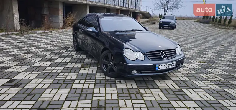 Mercedes-Benz CLK-Class 2004