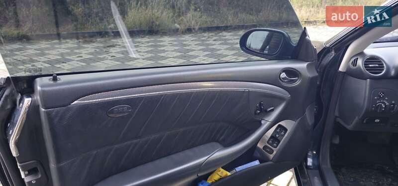 Кабріолет Mercedes-Benz CLK-Class 2004 в Львові фото 19 Кабріолет Mercedes-Benz CLK-Class 2004 в Львові