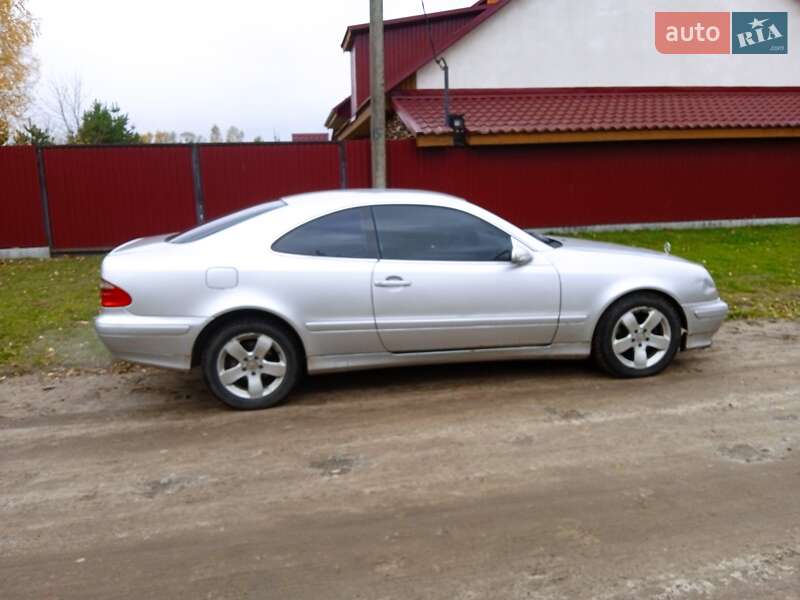 Mercedes-Benz CLK-Class 2000 Mercedes-Benz CLK-Class 2000