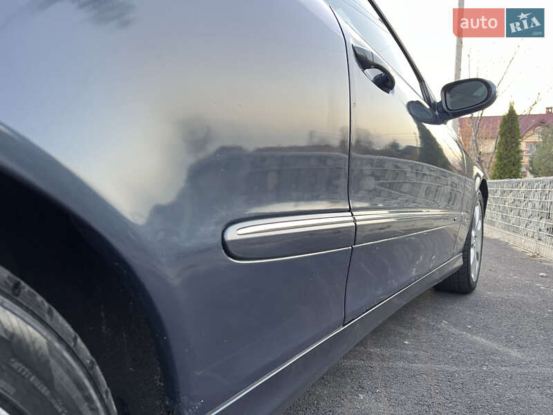 Купе Mercedes-Benz CLK-Class 2002 в Львові