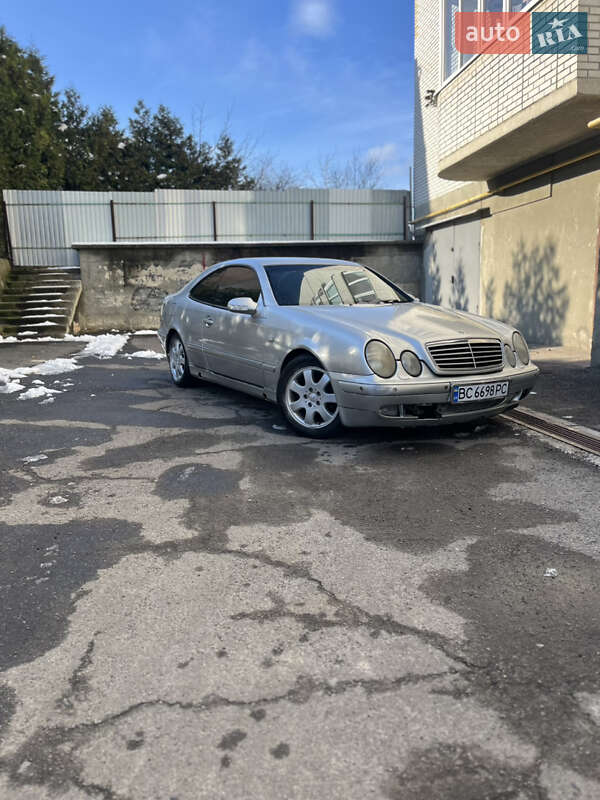 Mercedes-Benz CLK-Class 2001