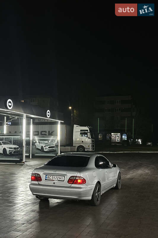 Купе Mercedes-Benz CLK-Class 2001 в Ровно