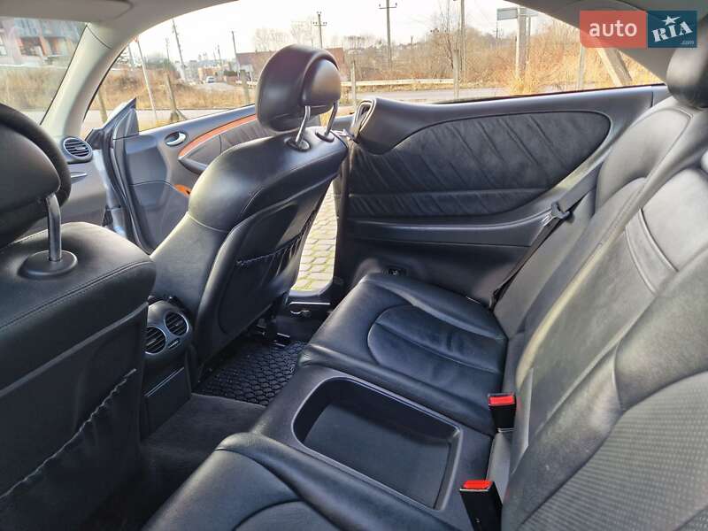 Купе Mercedes-Benz CLK-Class 2002 в Львове
