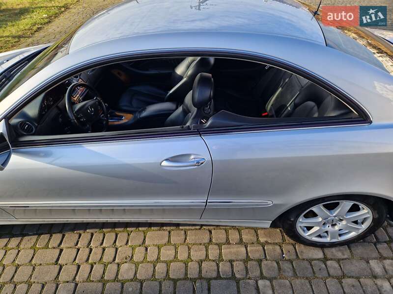 Купе Mercedes-Benz CLK-Class 2002 в Львове