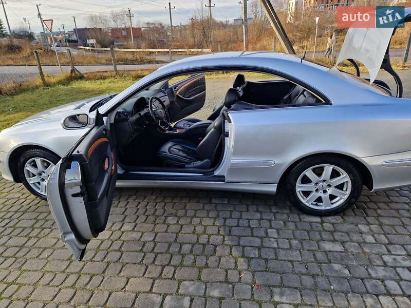 Купе Mercedes-Benz CLK-Class 2002 в Львове