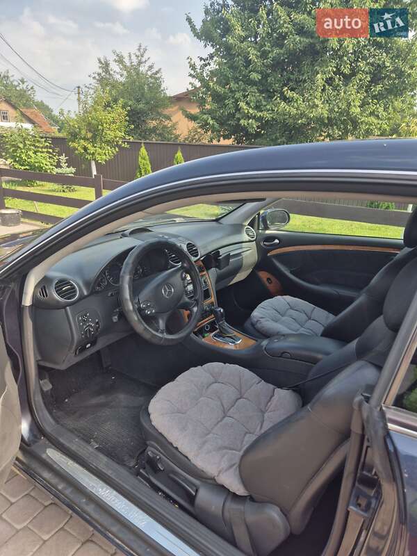 Купе Mercedes-Benz CLK-Class 2004 в Кицмани
