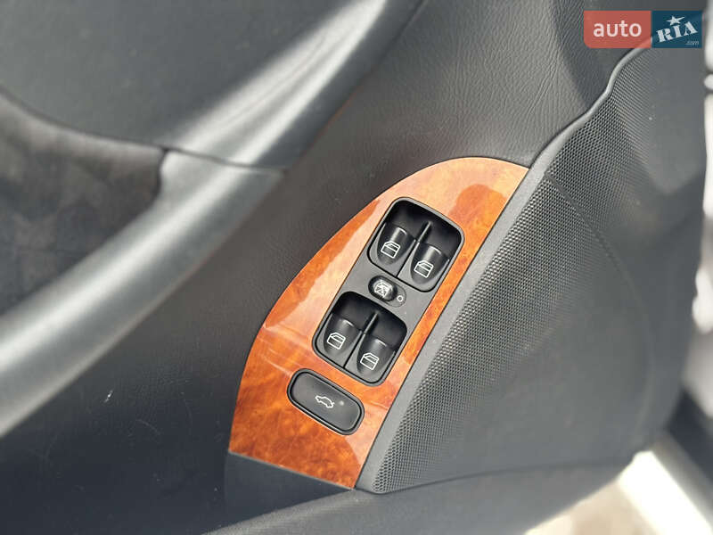 Купе Mercedes-Benz CLK-Class 2002 в Яворові