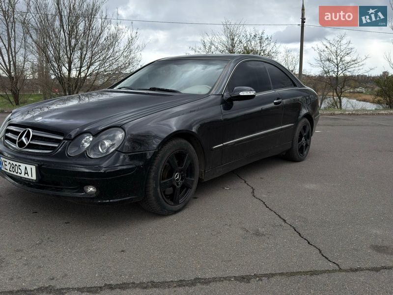 Mercedes-Benz CLK-Class 2003