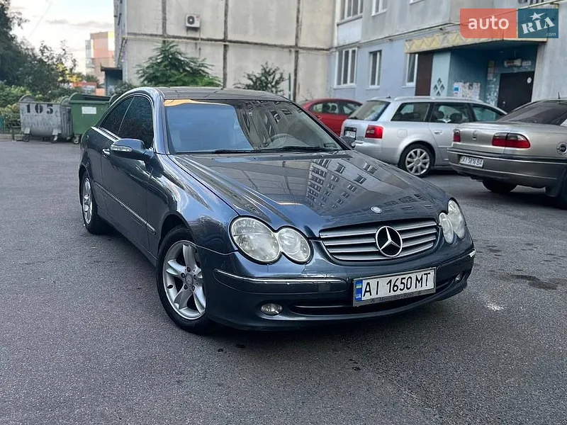 Mercedes-Benz CLK-Class 2004