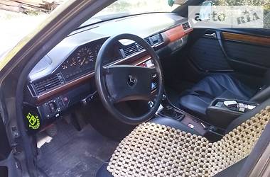 Седан Mercedes-Benz CLS-Class 1986 в Ровно