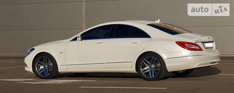 Седан Mercedes-Benz CLS-Class 2011 в Києві