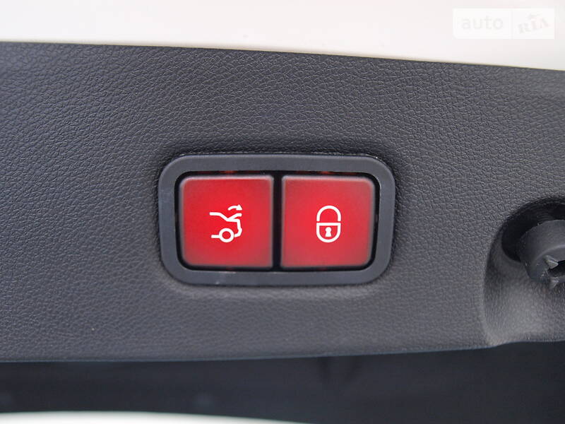 Седан Mercedes-Benz CLS-Class 2011 в Києві