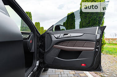 Купе Mercedes-Benz CLS-Class 2012 в 