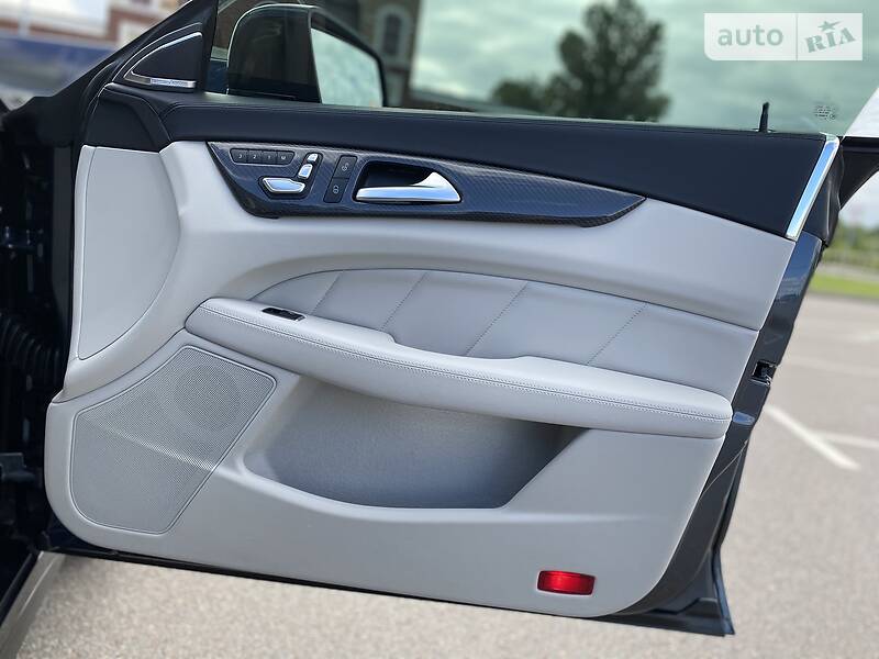Седан Mercedes-Benz CLS-Class 2015 в Киеве фото 40 Седан Mercedes-Benz CLS-Class 2015 в Киеве