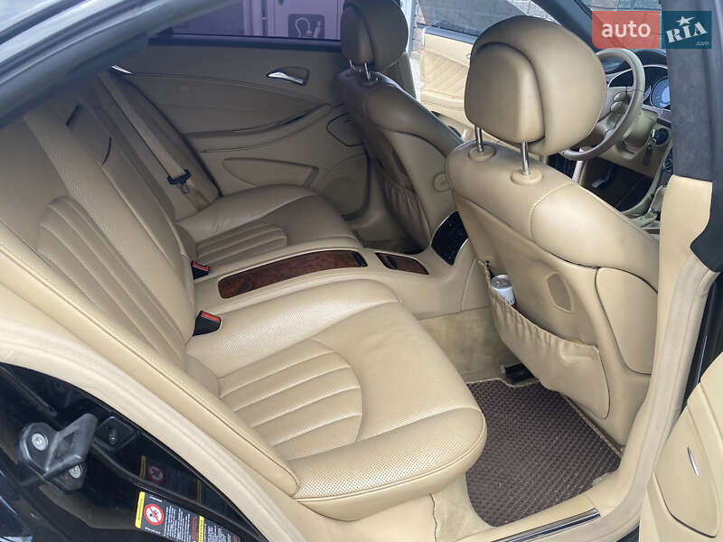 Купе Mercedes-Benz CLS-Class 2006 в Виноградове фото 16 Купе Mercedes-Benz CLS-Class 2006 в Виноградове