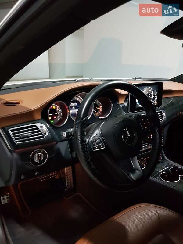 Седан Mercedes-Benz CLS-Class 2016 в Кременчуге
