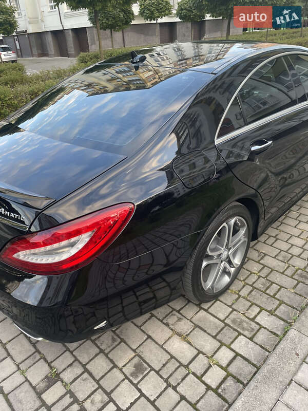 Седан Mercedes-Benz CLS-Class 2015 в Ивано-Франковске