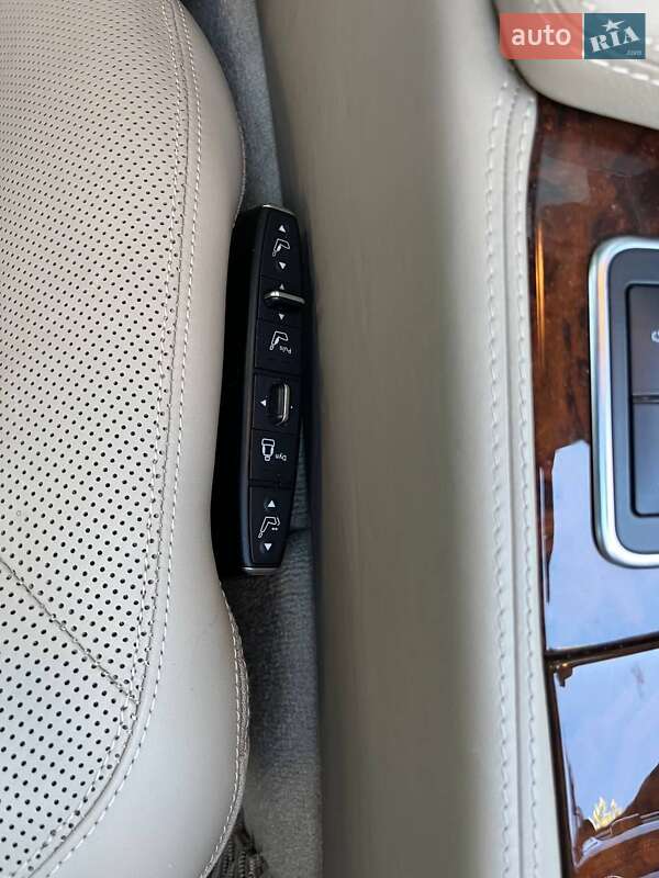 Седан Mercedes-Benz CLS-Class 2011 в Києві