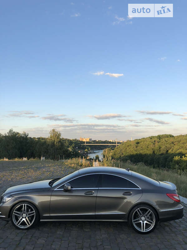 Седан Mercedes-Benz CLS-Class 2012 в Житомирі