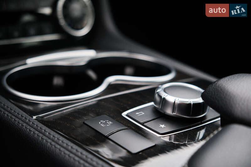 Седан Mercedes-Benz CLS-Class 2015 в Львові
