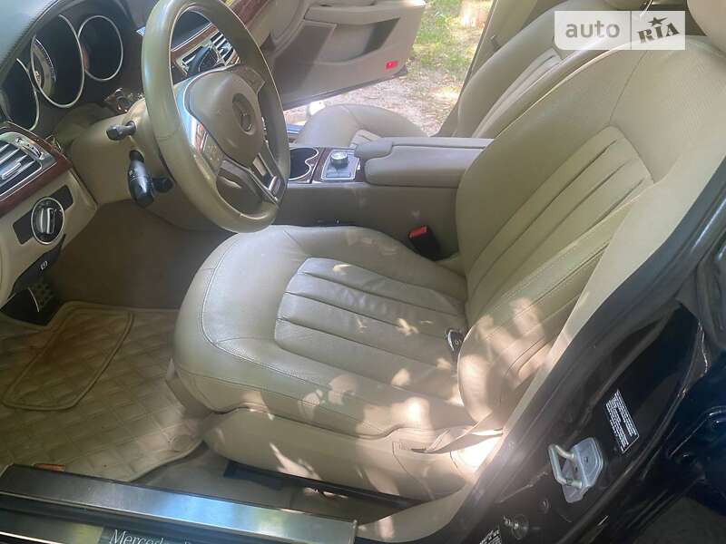 Седан Mercedes-Benz CLS-Class 2012 в Чернігові
