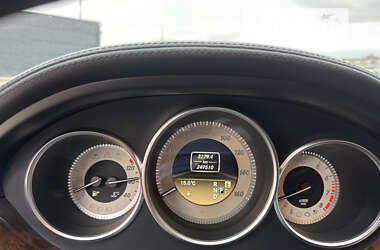 Седан Mercedes-Benz CLS-Class 2012 в 