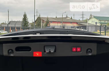 Седан Mercedes-Benz CLS-Class 2012 в 
