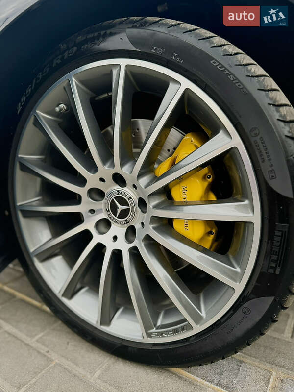 Седан Mercedes-Benz CLS-Class 2015 в Киеве фото 10 Седан Mercedes-Benz CLS-Class 2015 в Киеве