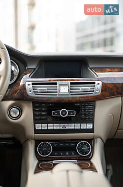 Универсал Mercedes-Benz CLS-Class 2014 в 