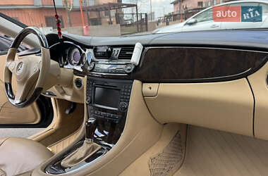 Купе Mercedes-Benz CLS-Class 2008 в 