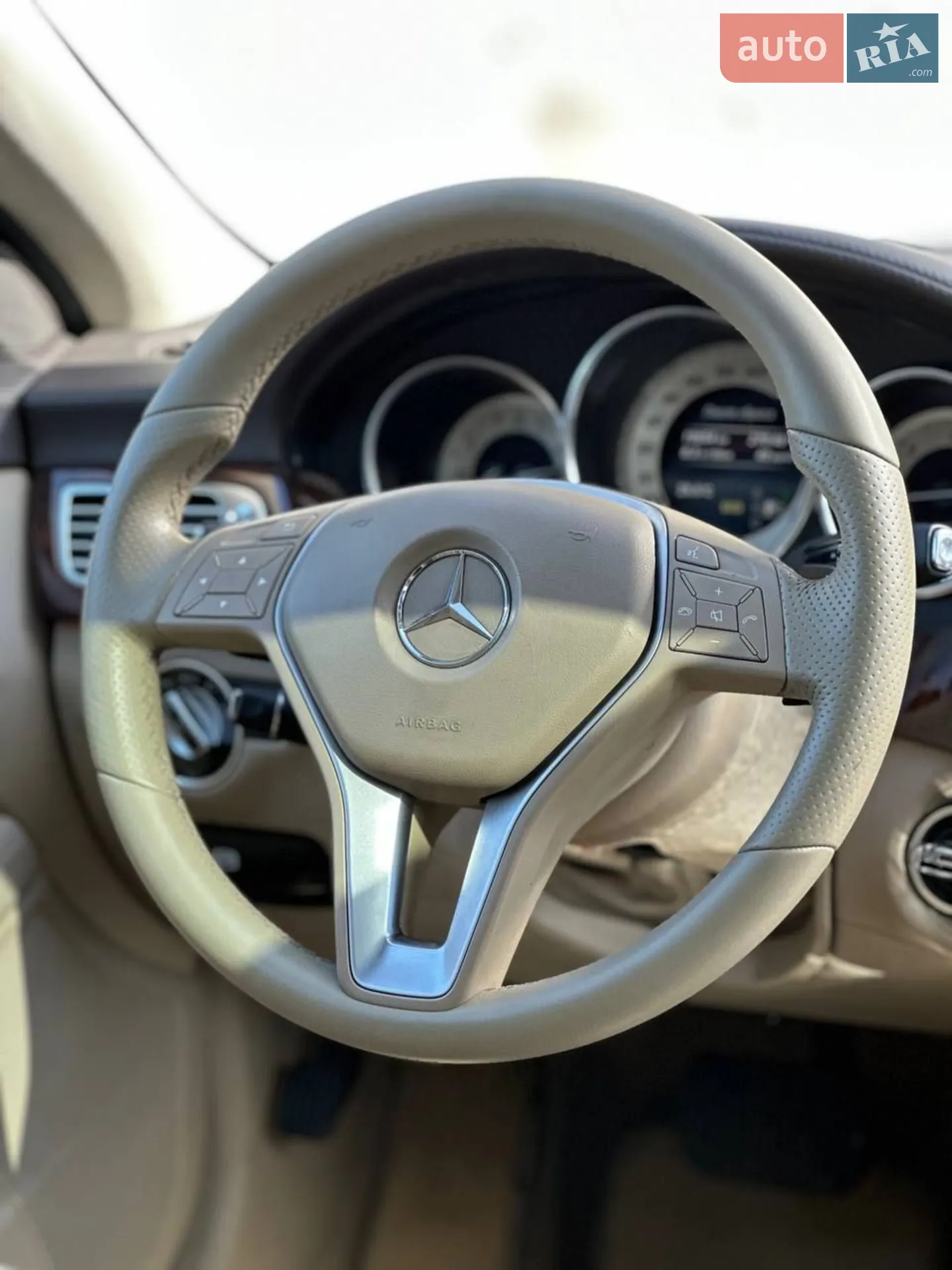 2014 Mercedes-Benz CLS-klasse - мініатюра 31