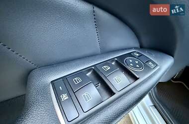 Седан Mercedes-Benz CLS-Class 2012 в 