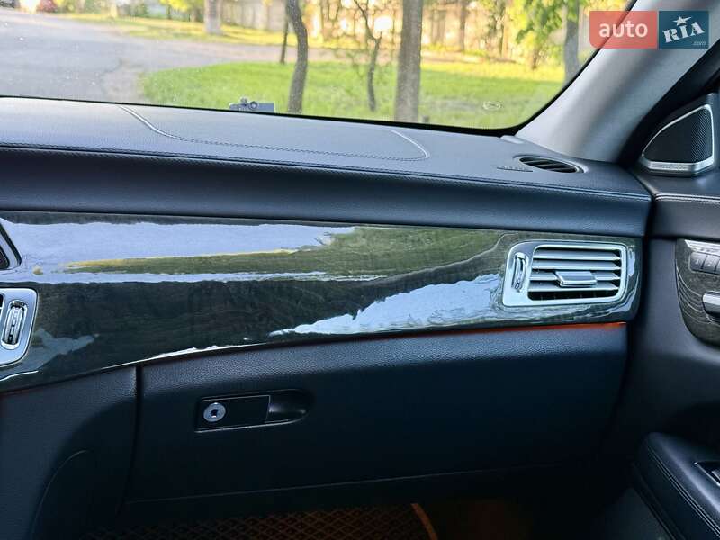 Седан Mercedes-Benz CLS-Class 2012 в Одесі