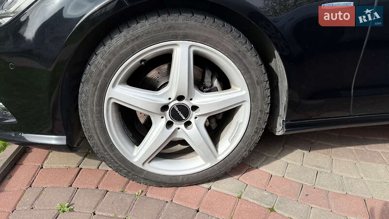 Седан Mercedes-Benz CLS-Class 2012 в Черновцах