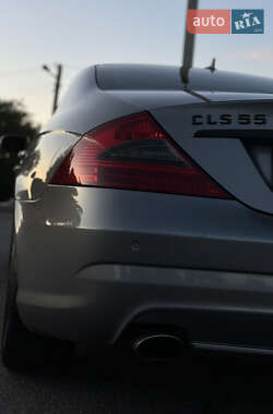 Купе Mercedes-Benz CLS-Class 2010 в 